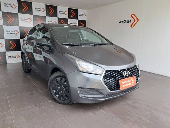 HYUNDAI HB20 1.0 UNIQUE 12V FLEX 4P MANUAL HYUNDAI HB20 1.0 UNIQUE 12V FLEX 4P MANUAL